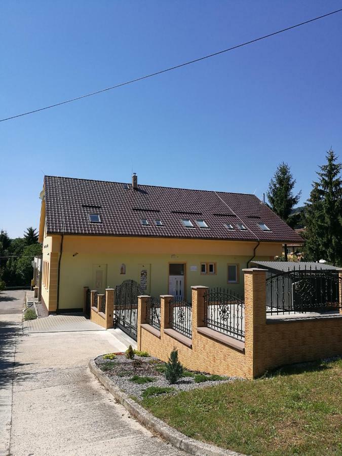 Penzion Melodia Kanianka Exterior photo